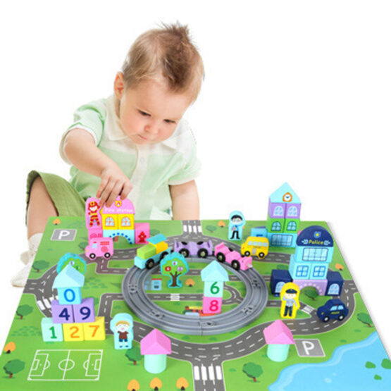 Set ELC Trenulet din lemn constructii cu peisaje 70 piese - HAM BEBE