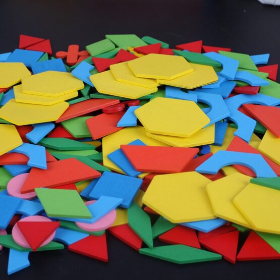 Tangram 250 piese din lemn - HAM BEBE