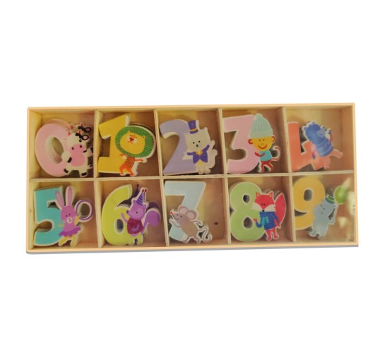 Set cifre din lemn colorate in cutiuta - HAM BEBE