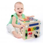 Cub educativ Montessori din lemn cu 25 activitati Busy Green Box