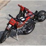 Set Lego constructii Motocicleta 253 piese Mountain Moto - HAM BEBE
