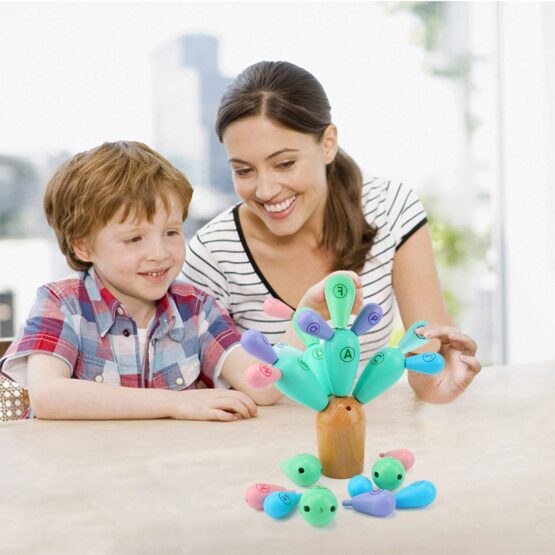 Joc cactus in echilibru pastel1-Jucarii din Lemn si Montessori