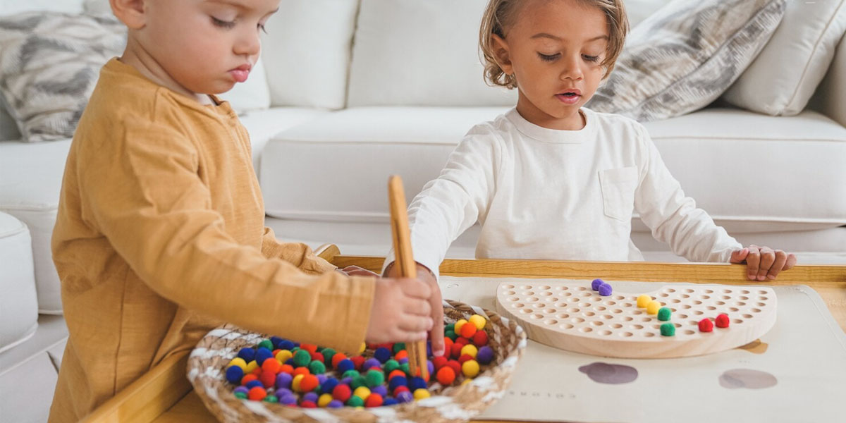 Ghid jucării Montessori pentru copiii cu vârsta de 3 ani - HAM BEBE