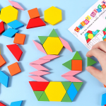 Joc tangram din lemn cu modele 60 piese-Jucarii din Lemn si Montessori