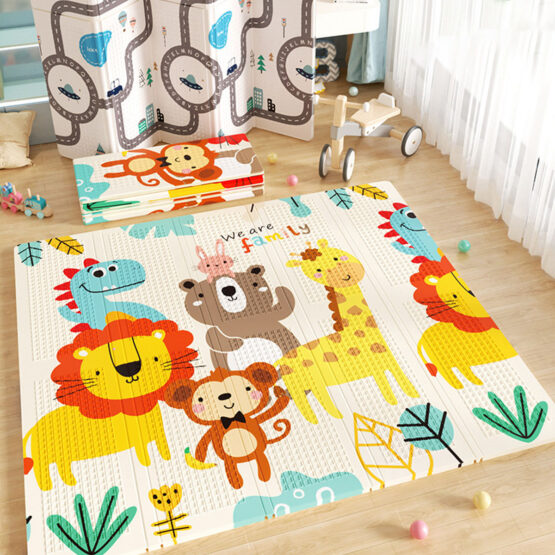 Covor pliabil de joaca cu Sosele si Leu City Lion 200 x 180 cm